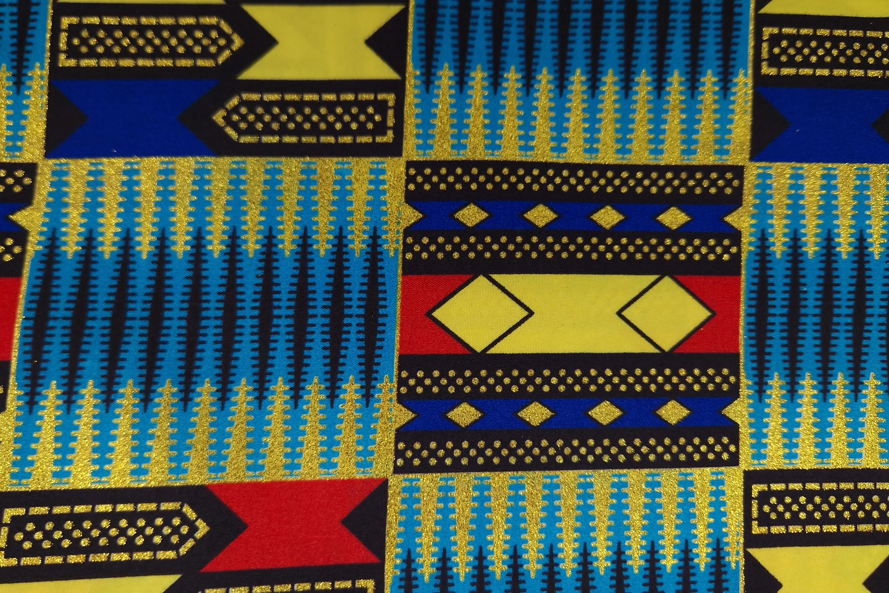 African print fabric - Crown - Polycotton