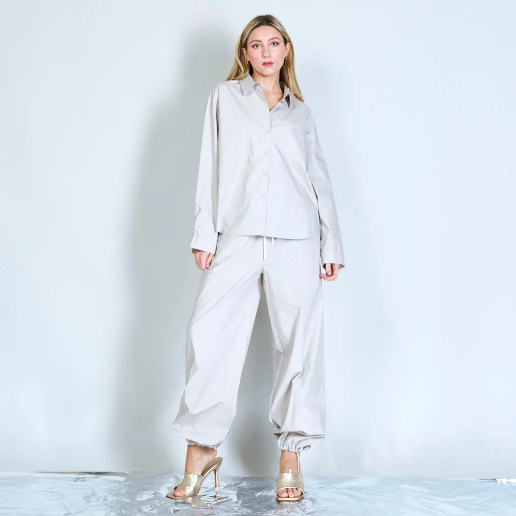 Basic shirt in solid colour wholesale