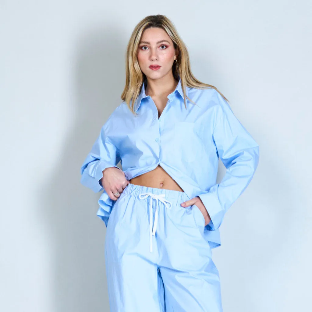 Basic shirt in solid colour wholesale