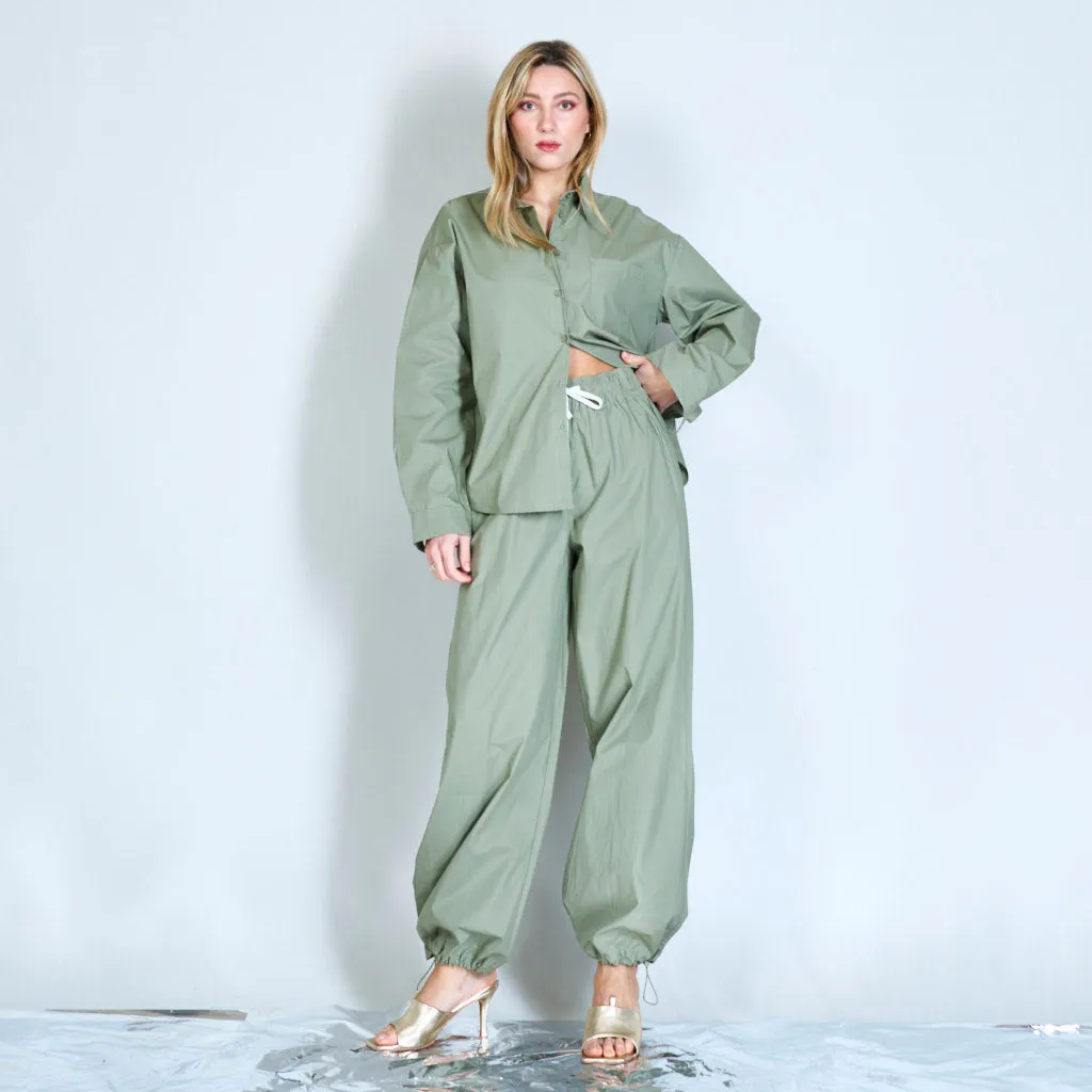 Basic shirt in solid colour wholesale