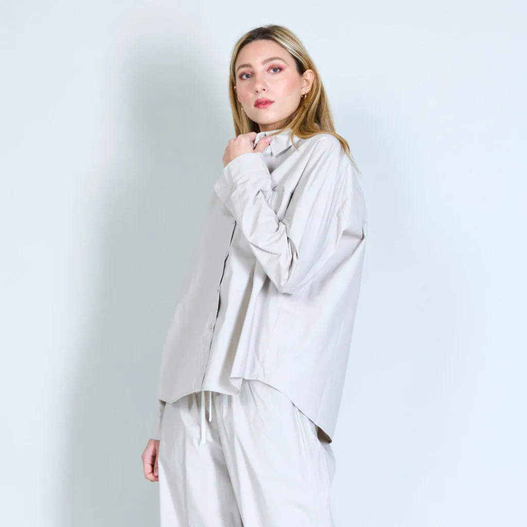 Basic shirt in solid colour wholesale