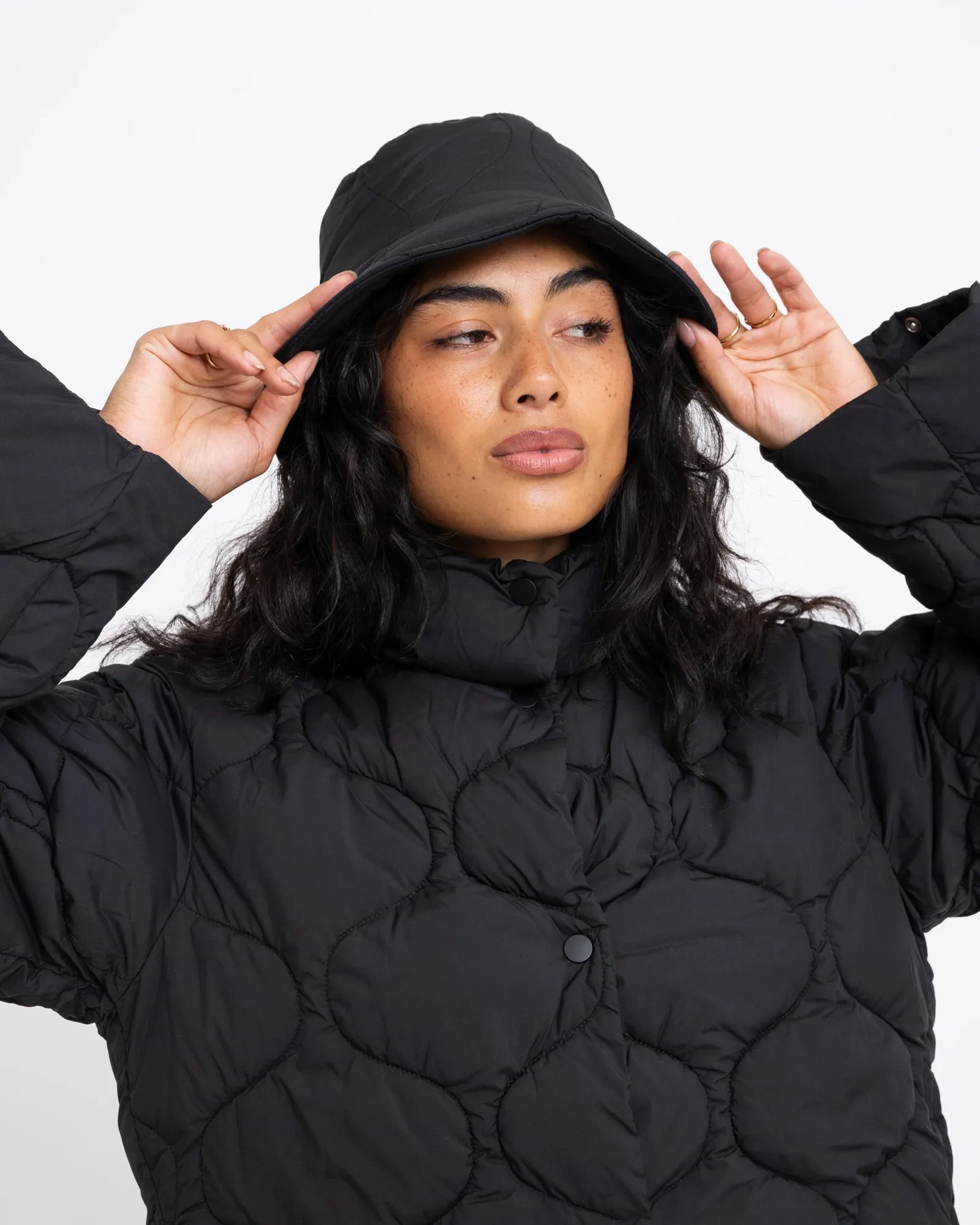 Bucket Padded Black