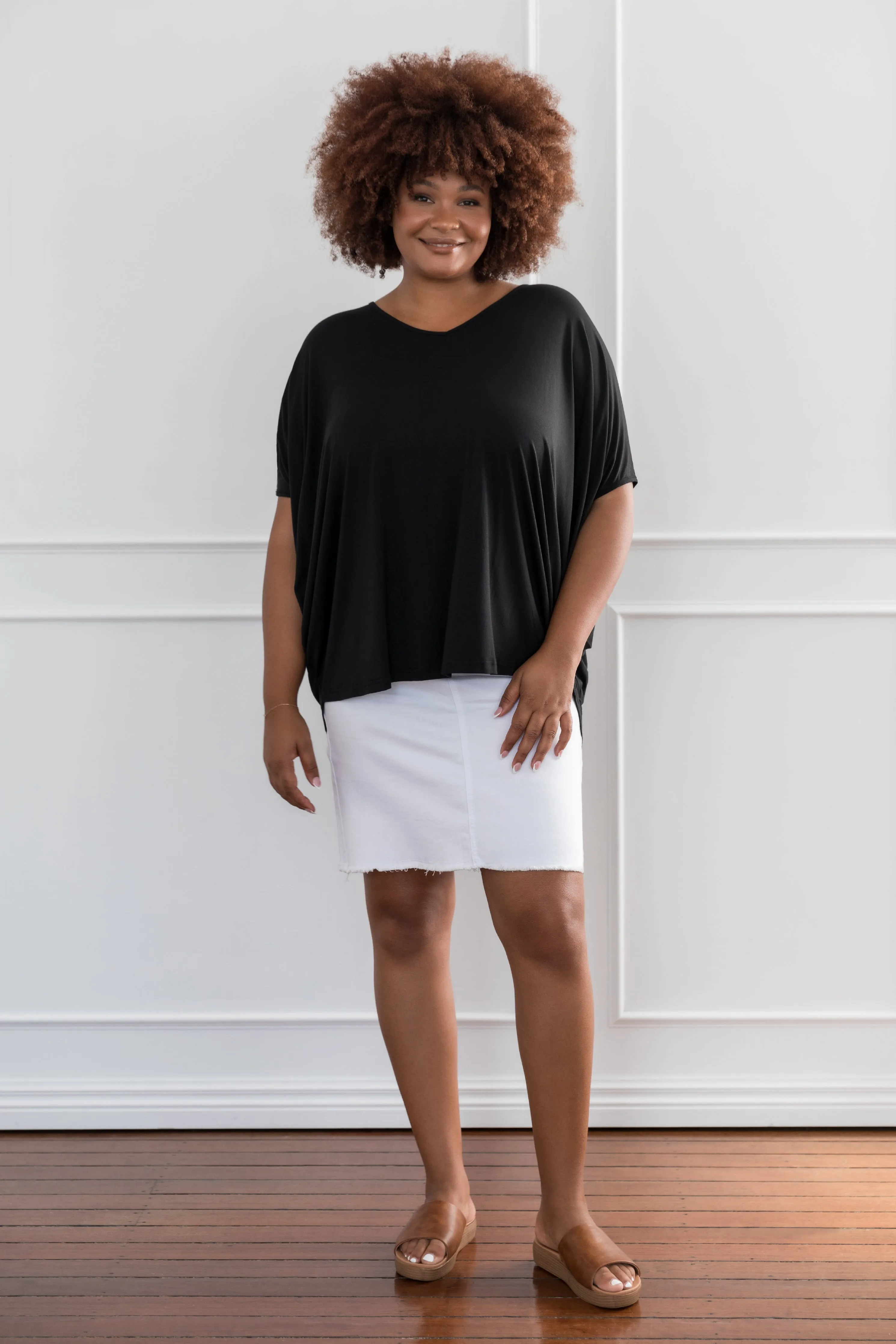 Hi Low Miracle Top in Black