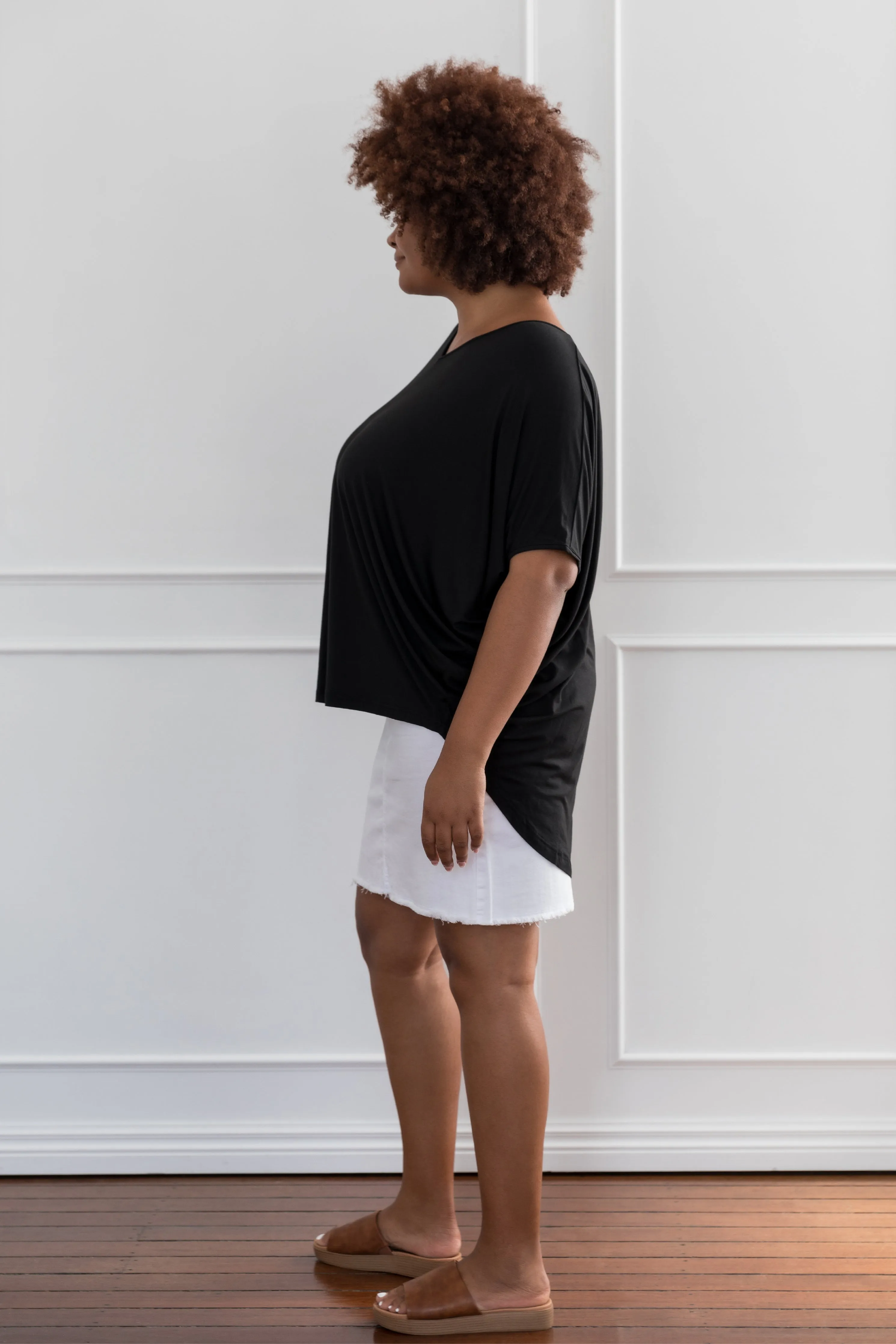 Hi Low Miracle Top in Black