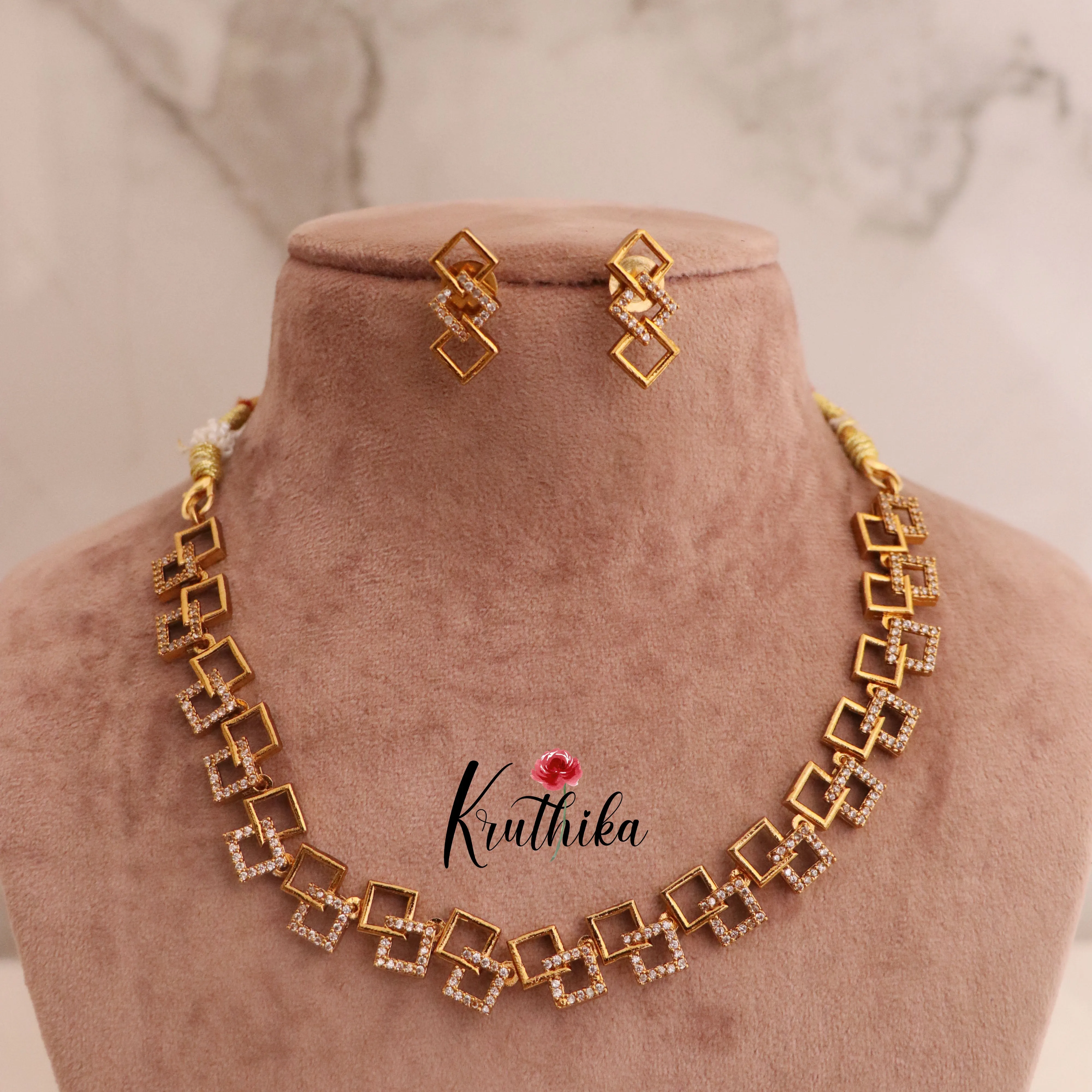 Simple Trendy Necklace NC1733